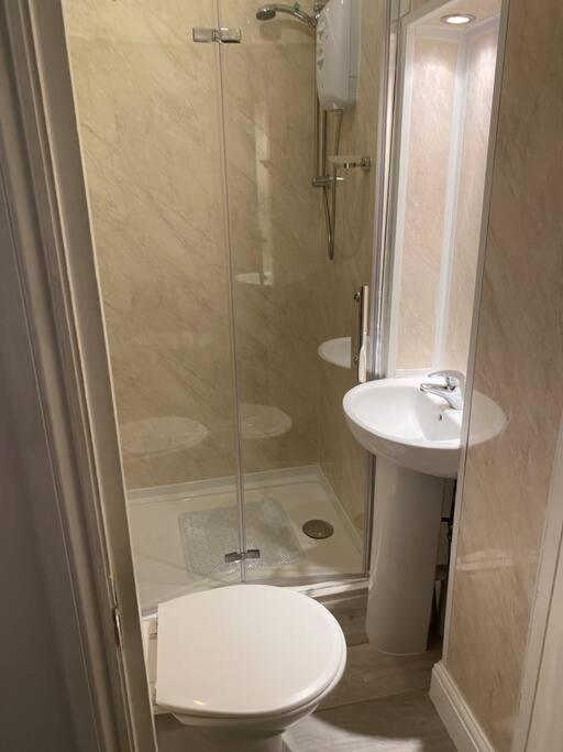 Cosy Regency Studio Apartment - Housity