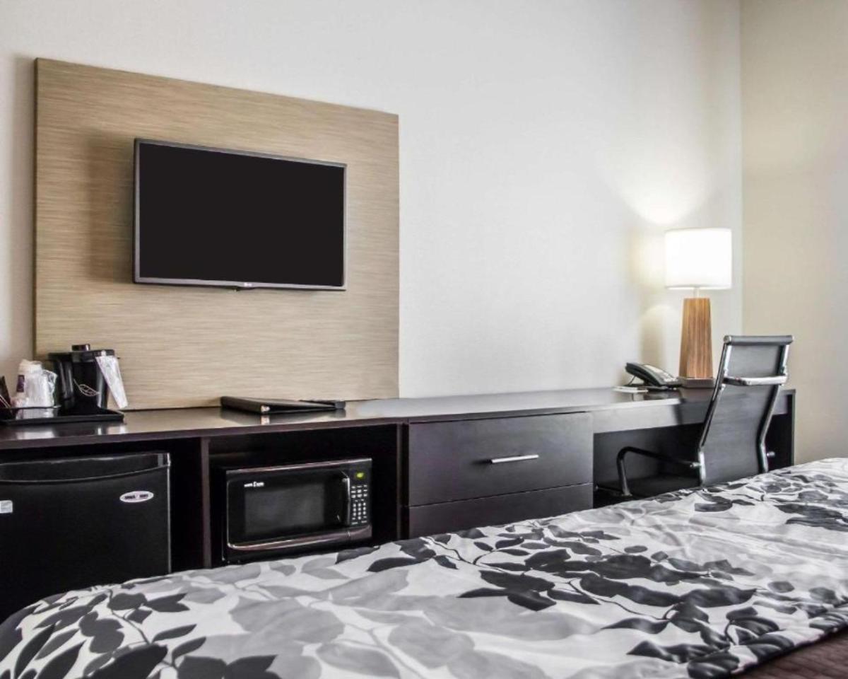Sleep Inn & Suites Blackwell I-35 - Housity