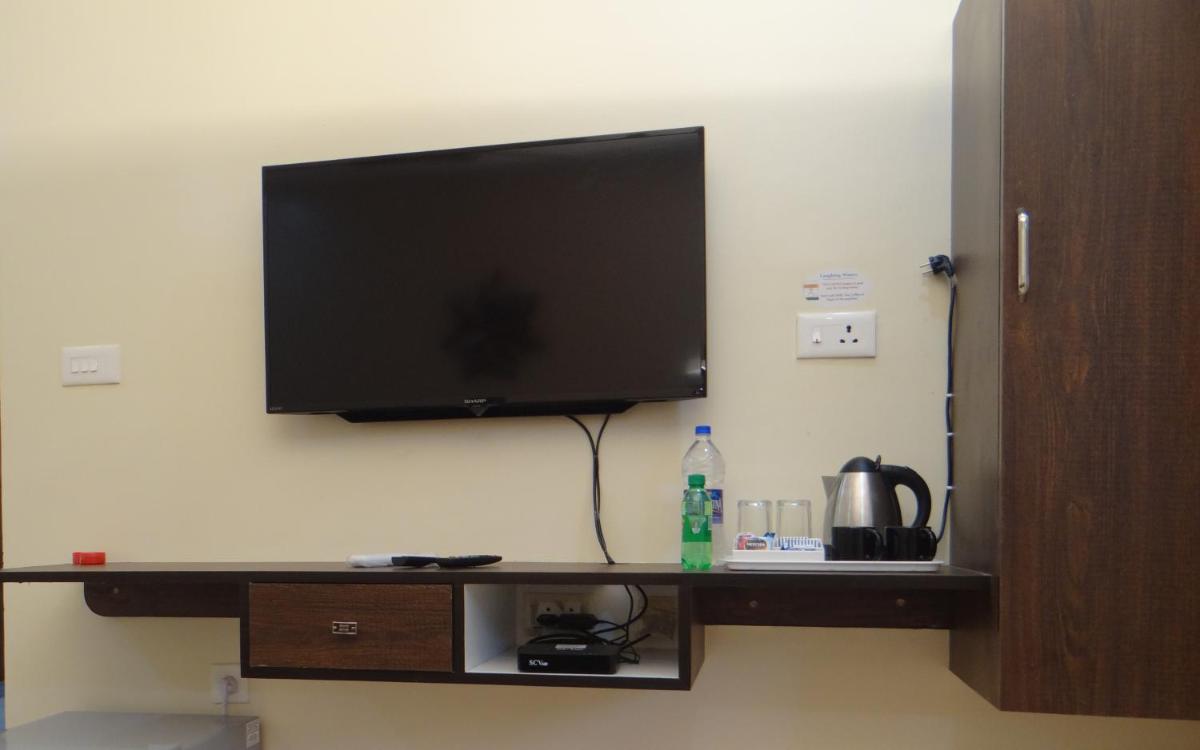 Laughing Waters Fine Stay - Housity