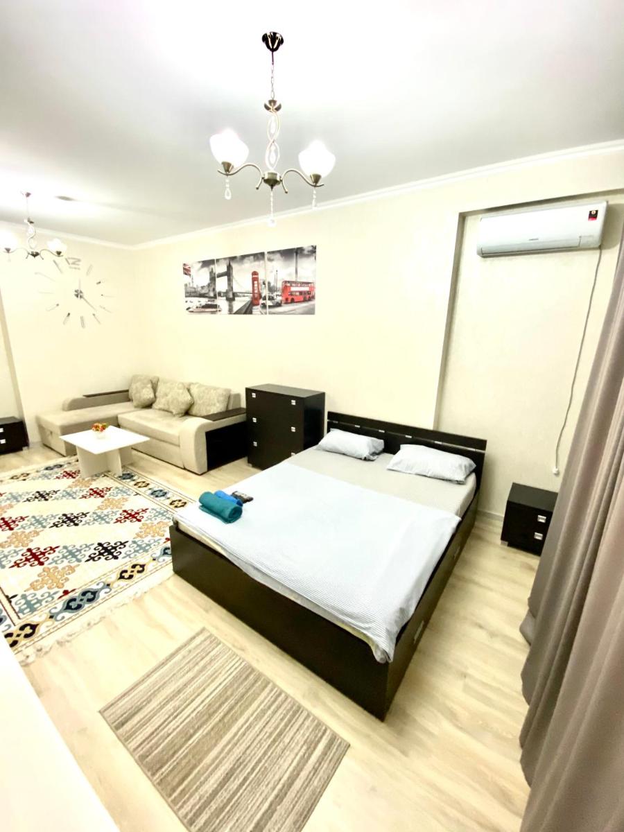 TRILLIONER Apartment 43 - Housity