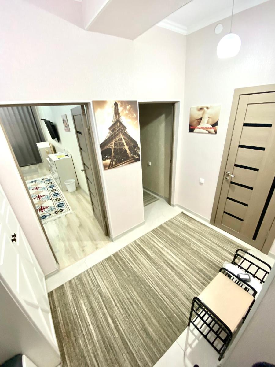 TRILLIONER Apartment 43 - Housity