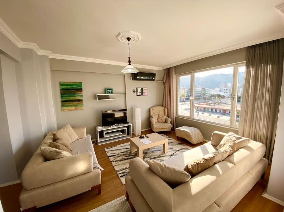 Refurnished flat near Konyaalt? beach - Housity