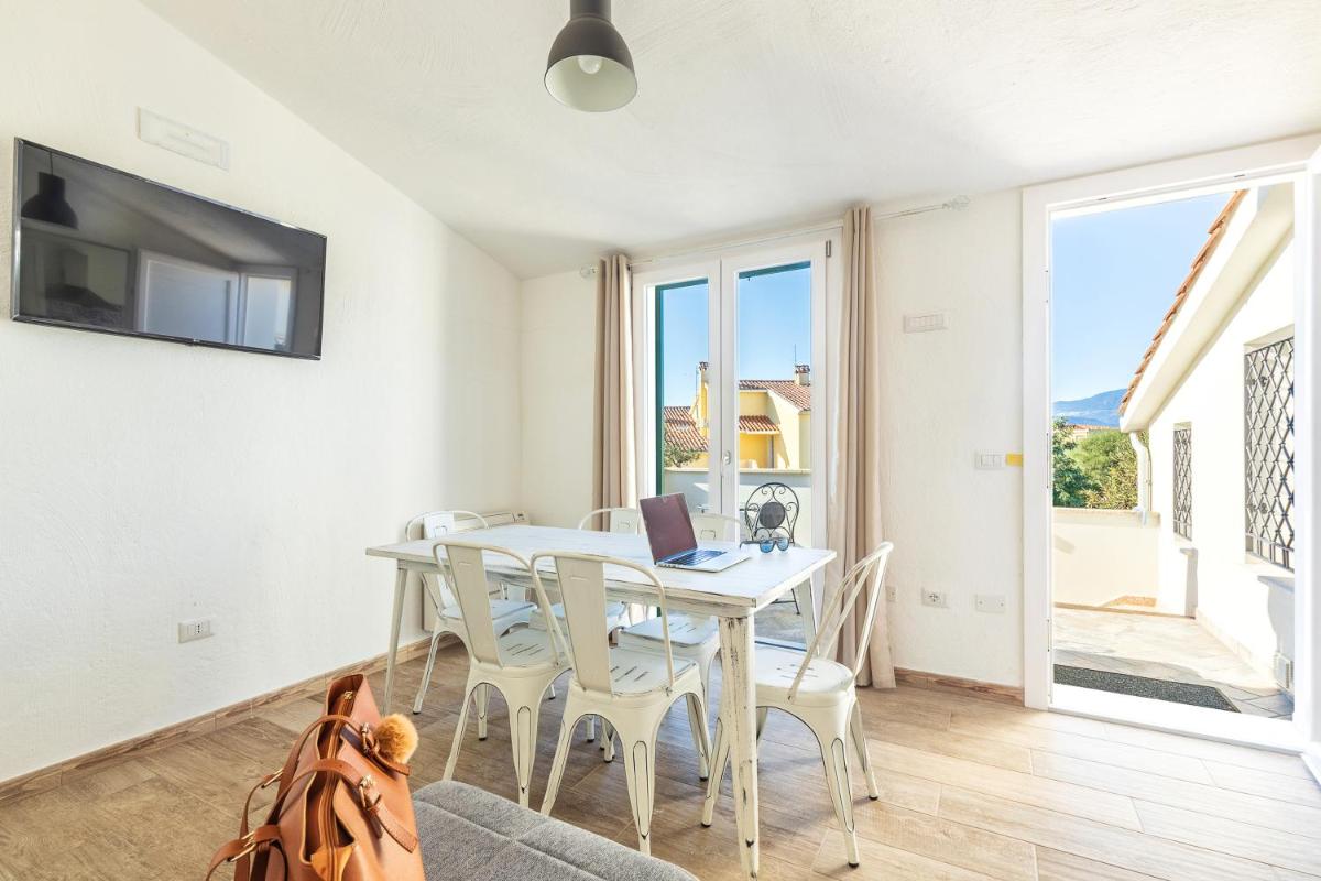 Acquazzurra Rooms - Housity