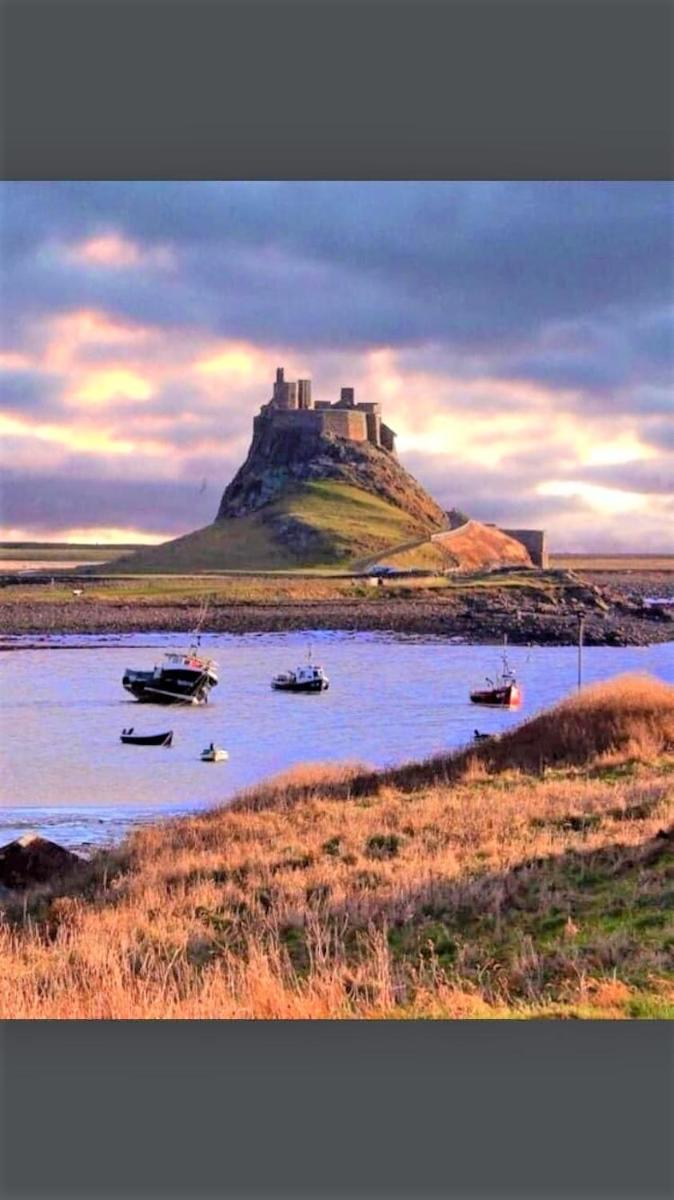 The Ship Inn, Holy Island - Housity