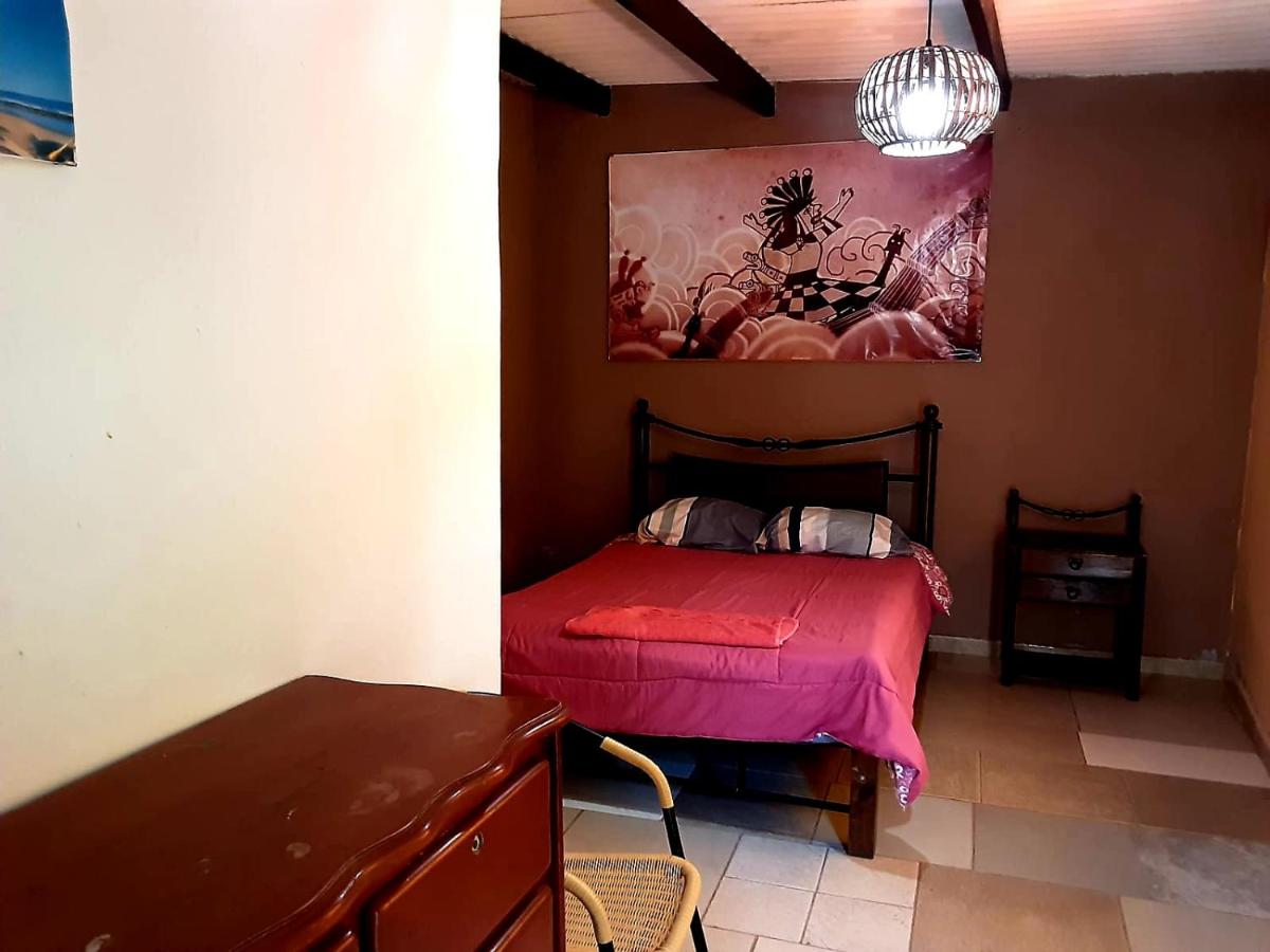 Hermosa Villa Hospedaje - Housity