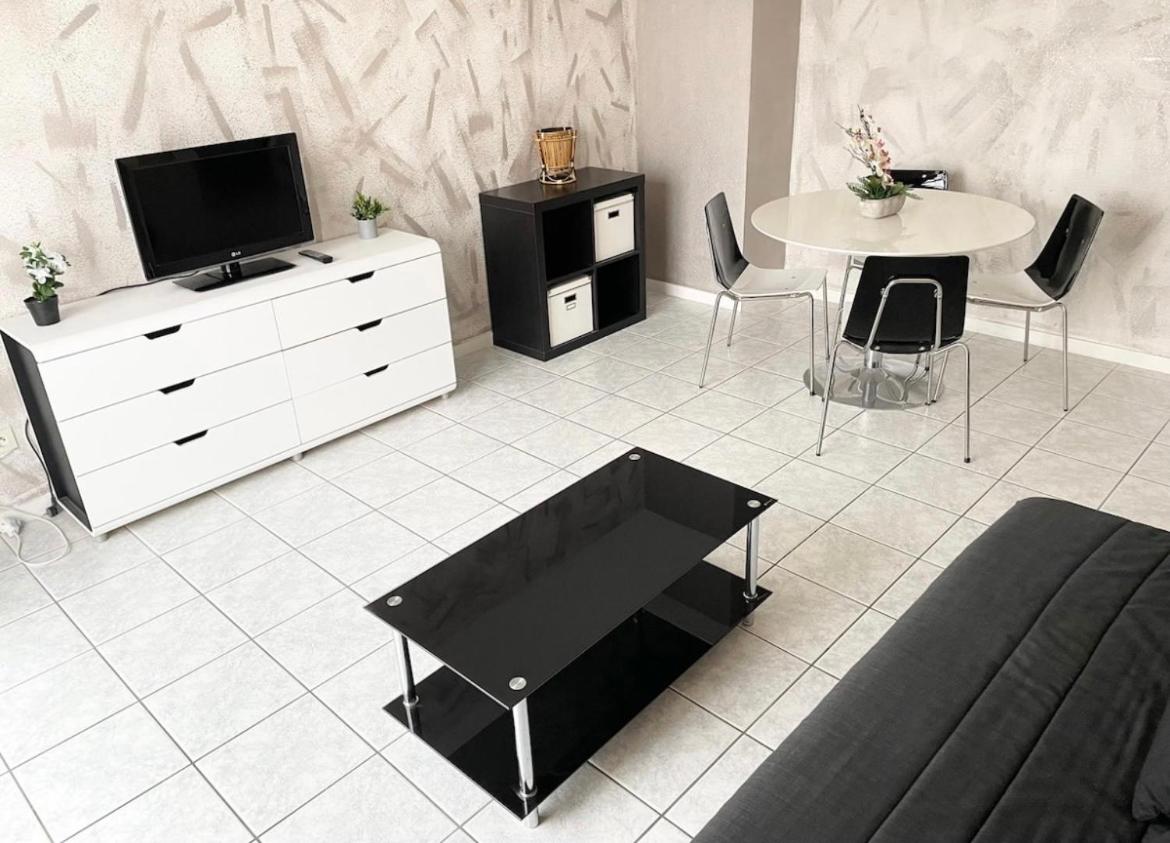 Non disponible - Cazeneuve - Housity
