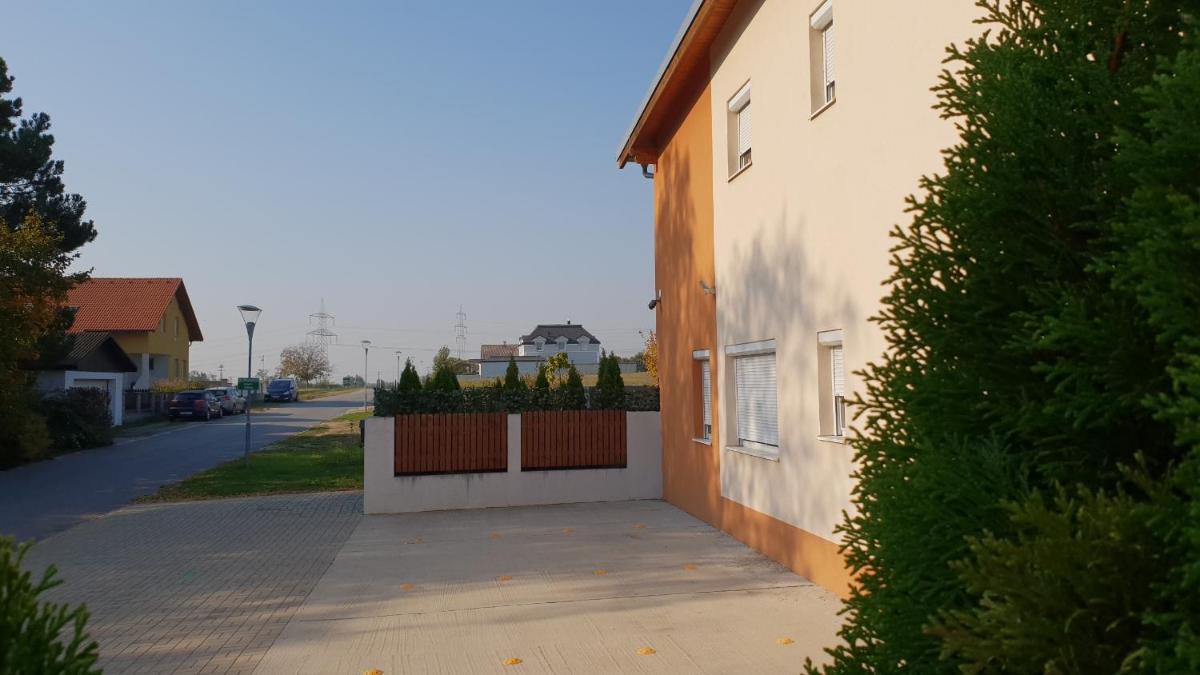 Pension Diana-Parndorf - Housity
