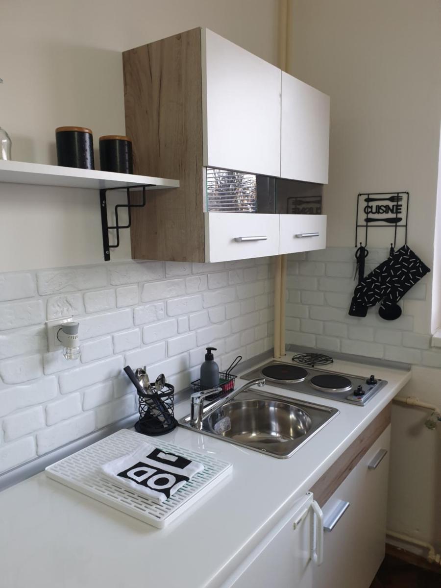 Apartman Park Jagodina-studio u centru grada FREE parking - Hizvo