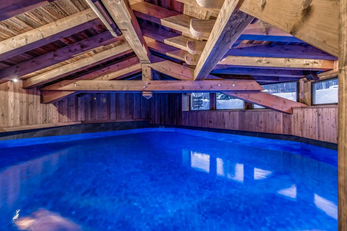Piscine de l'établissement Hotel & Spa Le Val d'Isère ou située à proximité