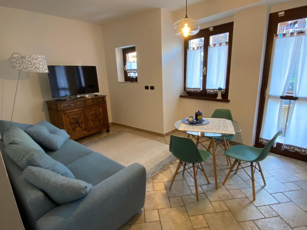 Il Ciapiné - Housity