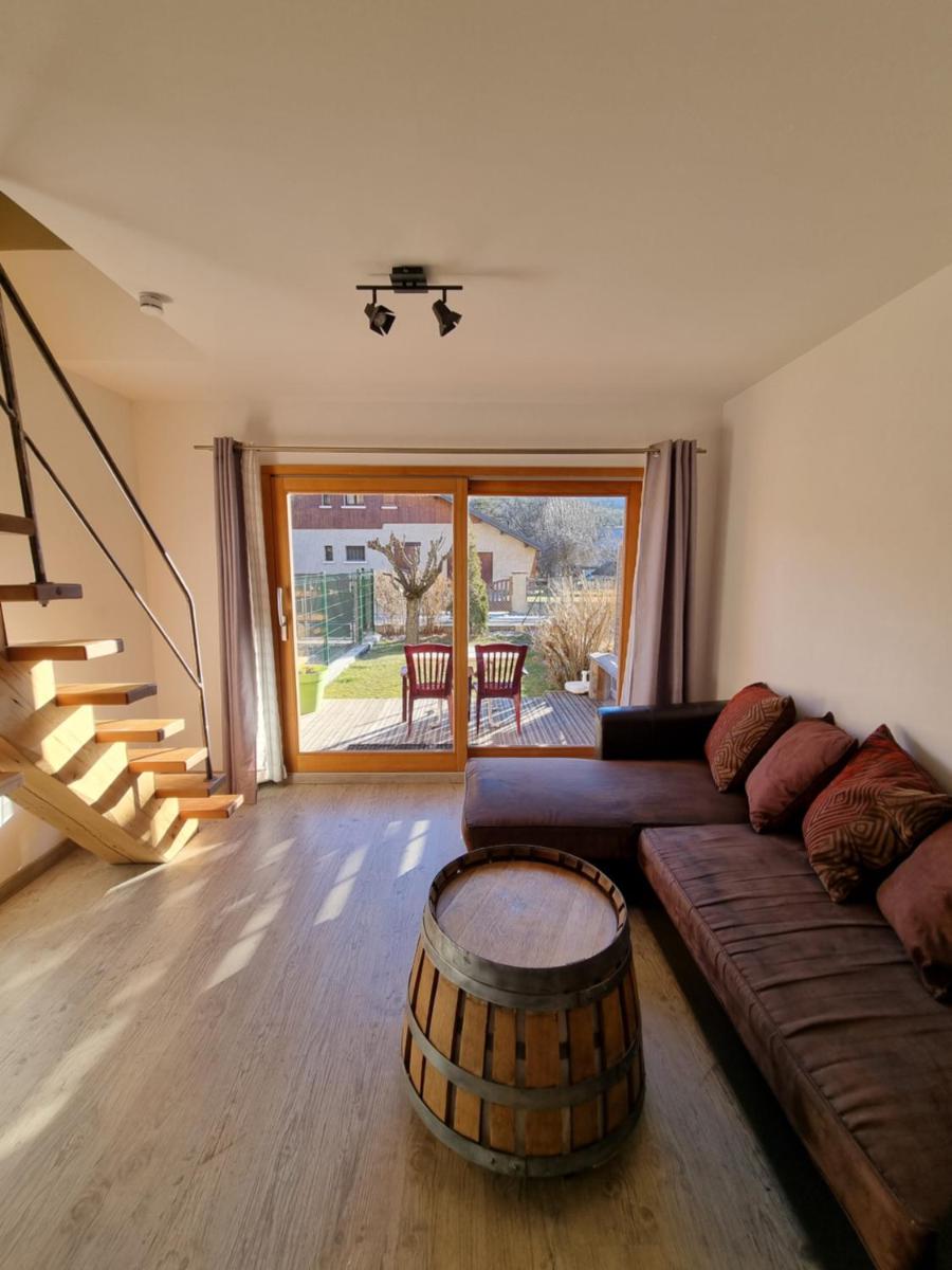 Maison + jardin vue sur les montagnes - Housity