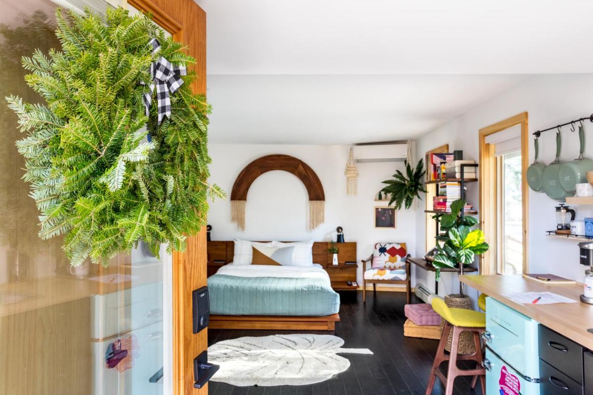 The Herwood Inn - Housity