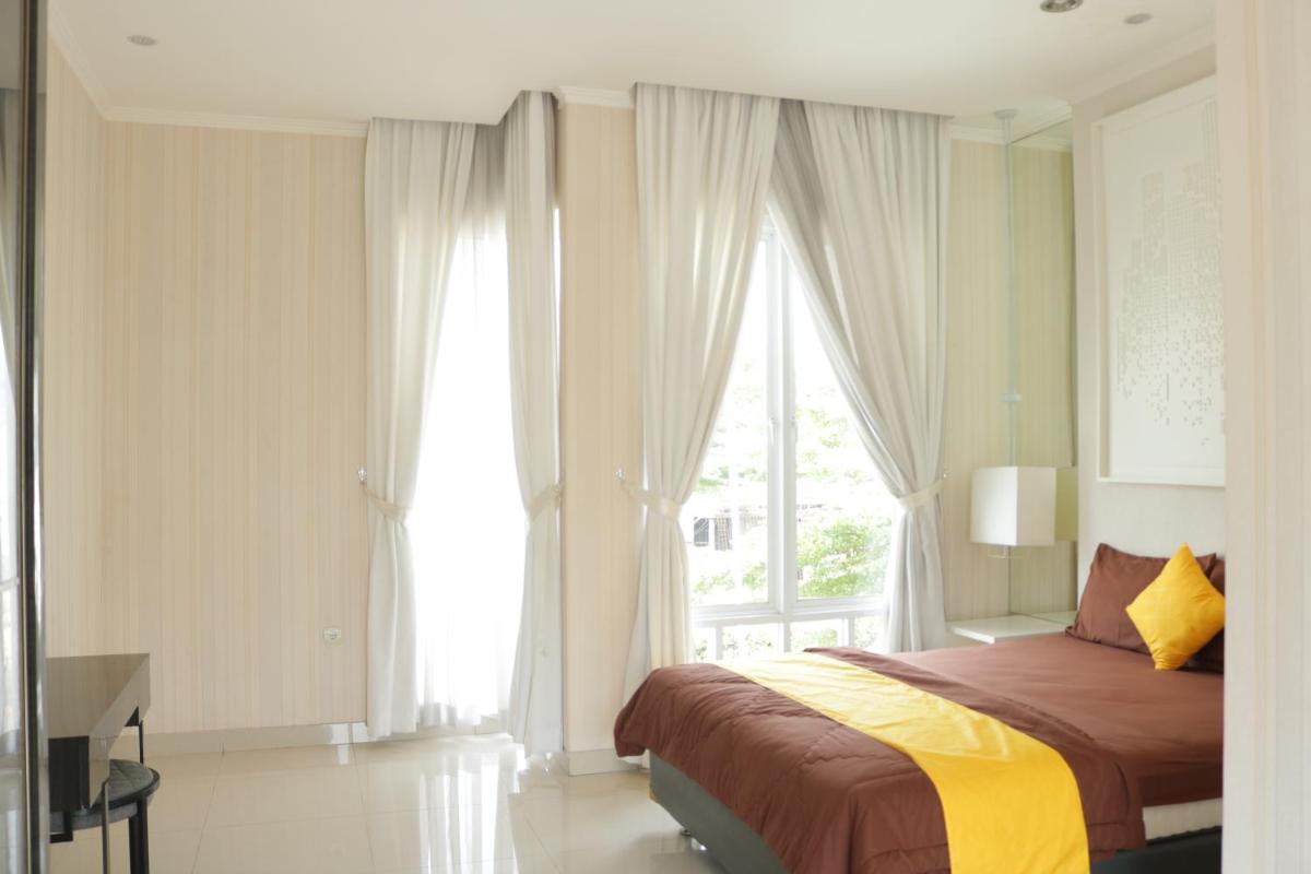 Samboga Private Pool dan Villa Cibubur - Housity