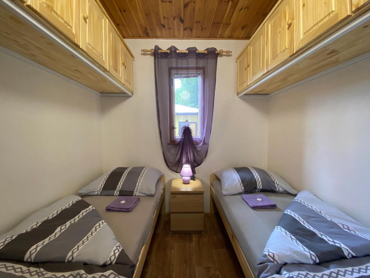 Chaty Pod Javorovým - Housity