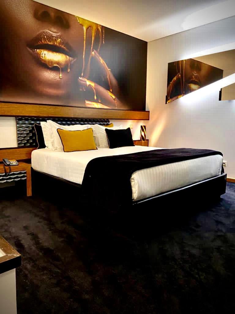 Uma cama ou camas num quarto em Penafiel Park Hotel & Spa
