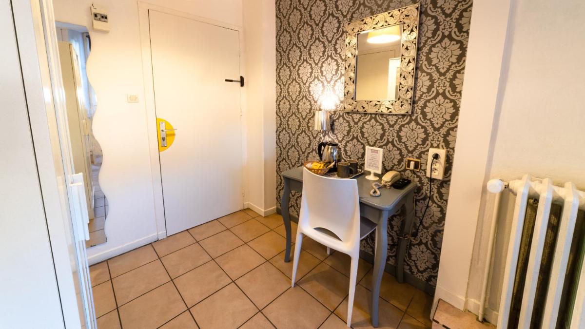 Hôtel Furania - Housity