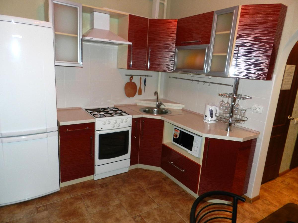 Suitetrails - 1-room Luxury Apartment on Sobornyi Avenue 174-а, by GrandHome. Center