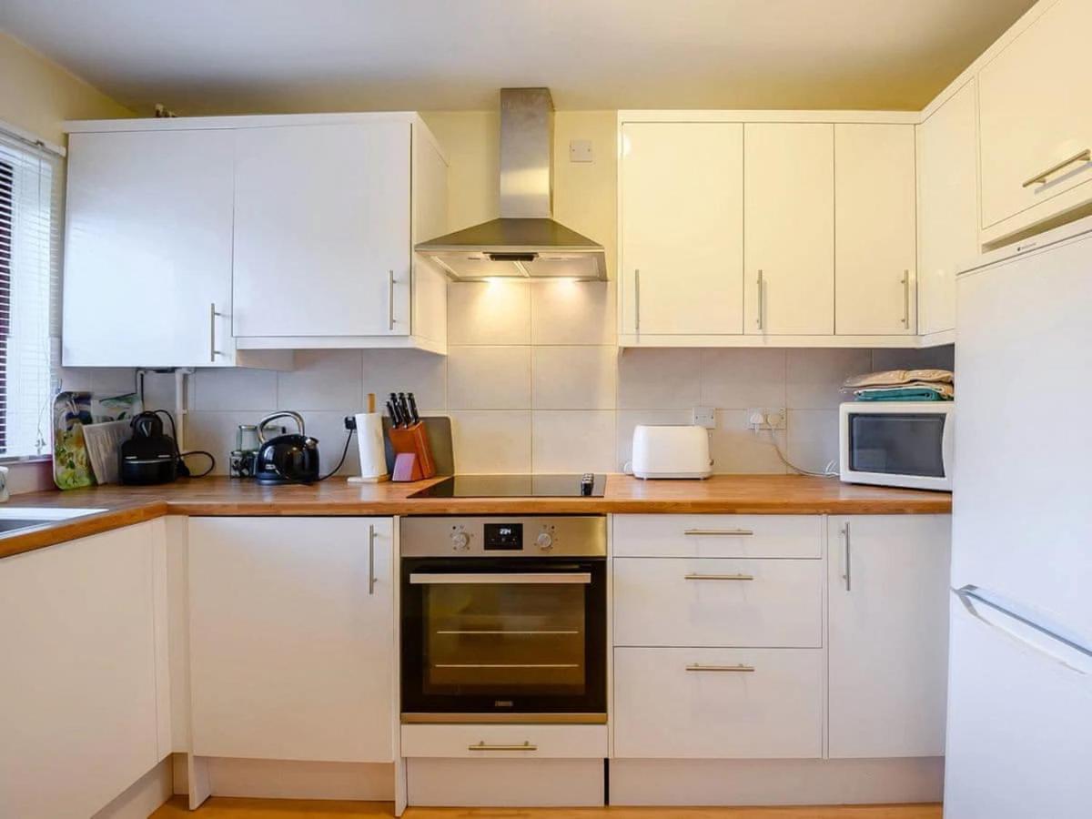 Colborne - Self catering holiday home close to Poole Quay - Housity