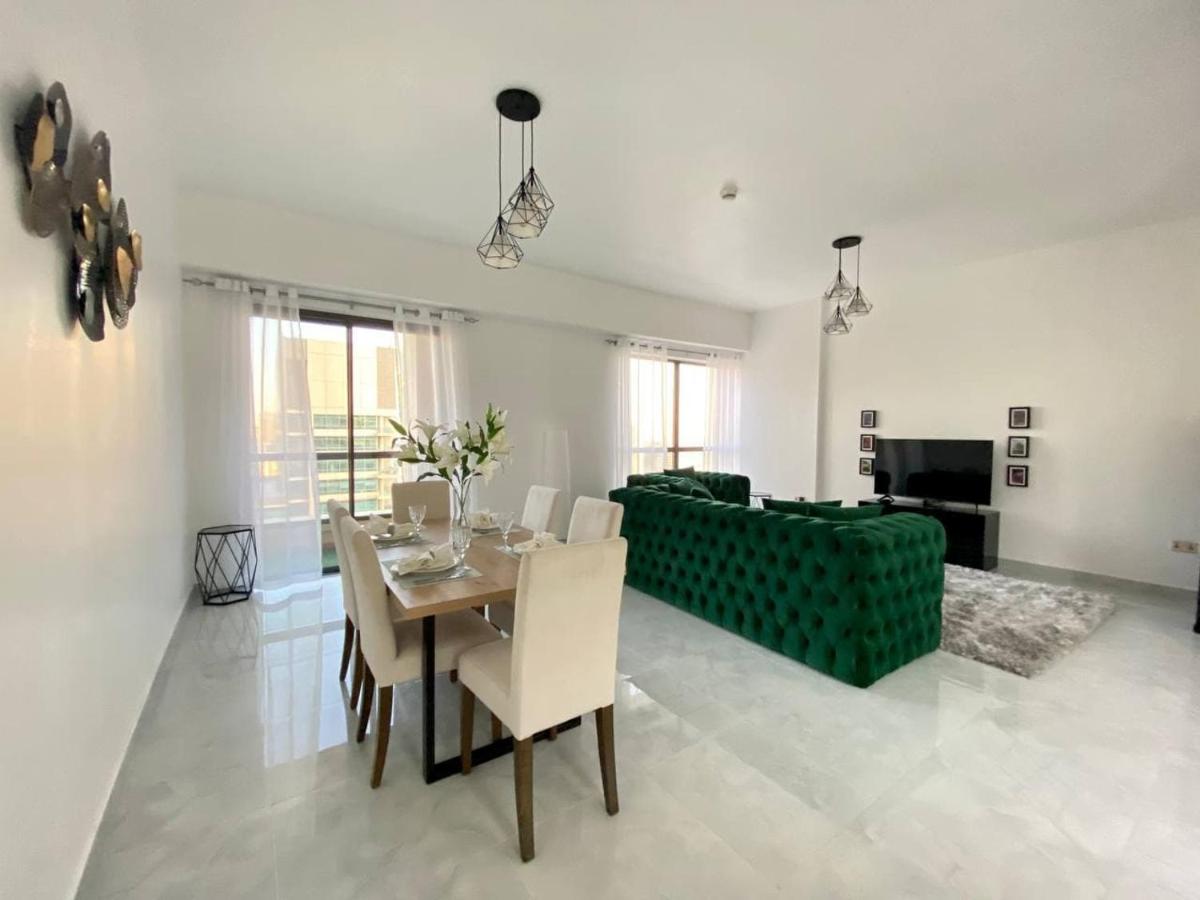 Suitetrails - Luxury JBR Apartments , beach , pool , parking