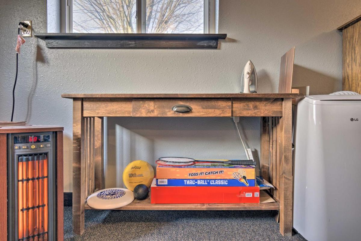 Auburn Studio with Yard and Fire Pit about 5 Mi to Lakes! - Housity