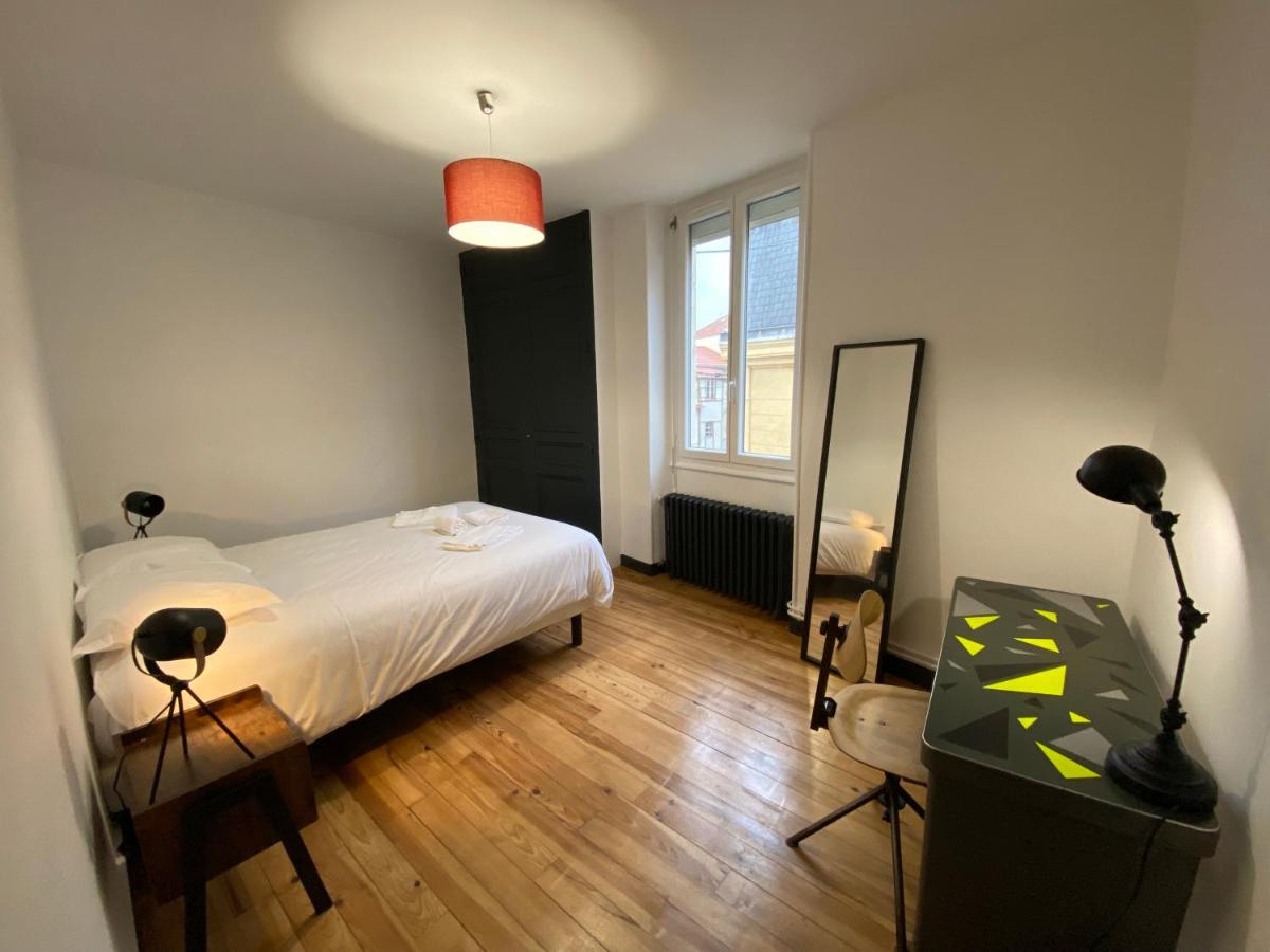 Splendide T2 rénové et situé à quelques mètres de Roanne - Housity