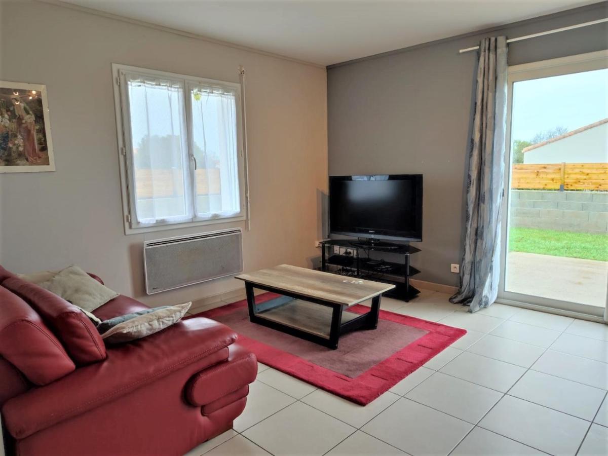 LES CHAUMES - Vaire - Housity