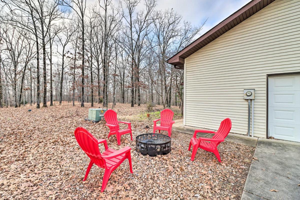40-Acre Poplar Bluff Nature Lovers Paradise! - Housity