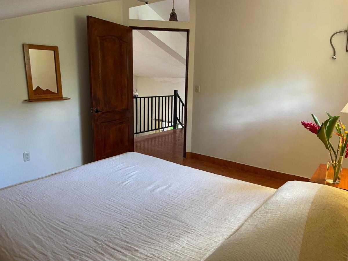 Casa Girasol Bed & Breakfast + Tours - Housity