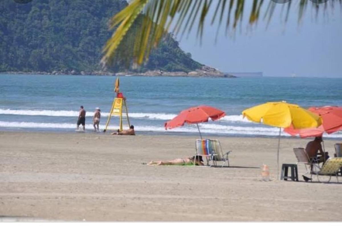 Pé na areia em Santos - Housity