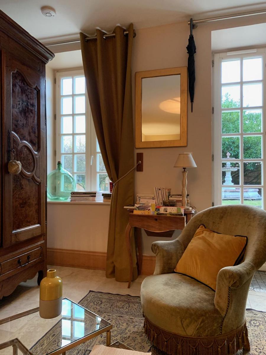 STUDIO EN VILLE ET CAMPAGNE - Housity