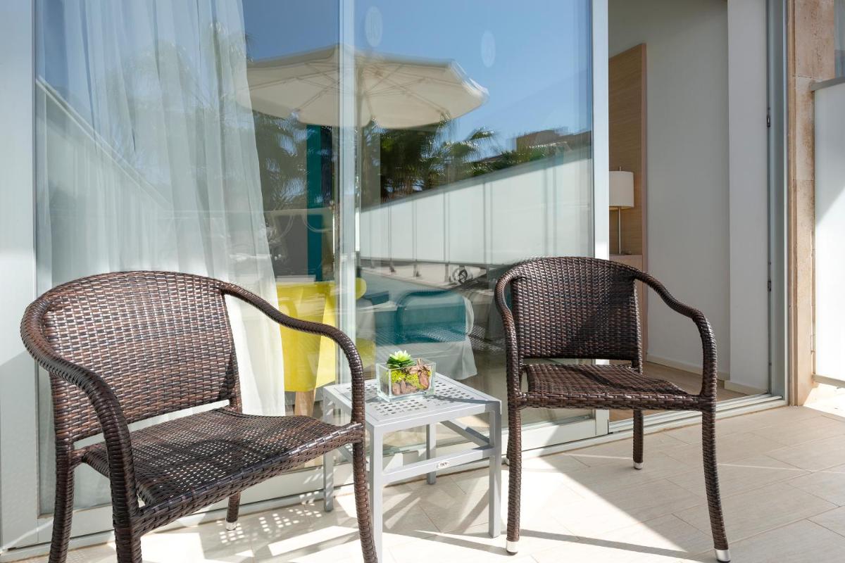Un balcón o terraza de JS Palma Stay - Adults Only