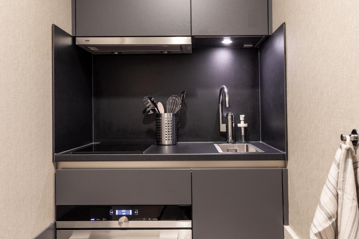 Shanghai Hotel Holland - Housity