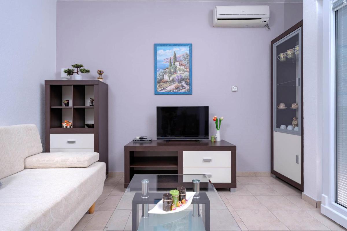 Apartments Ena - Housity