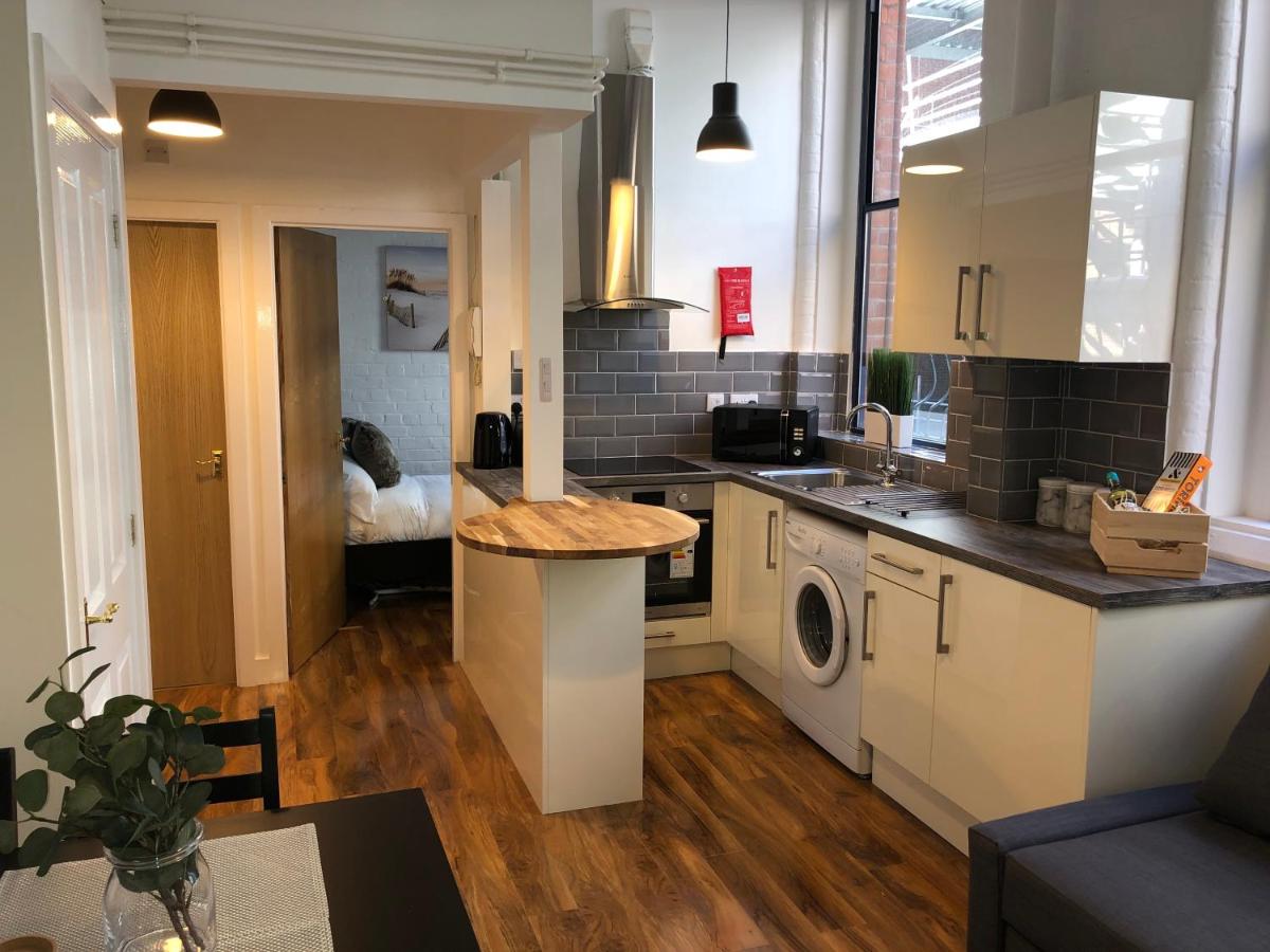The Stanhoe - Housity