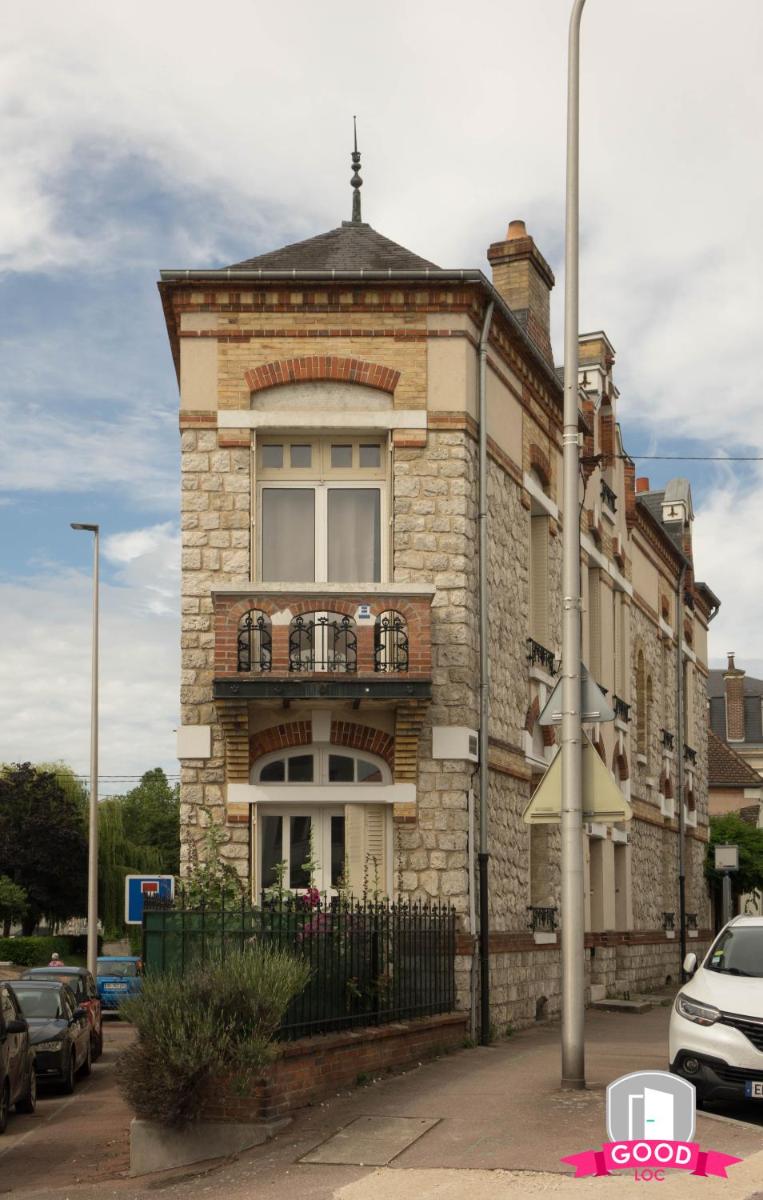Suitetrails - L'écrin de douceur T2 de charme à Montargis