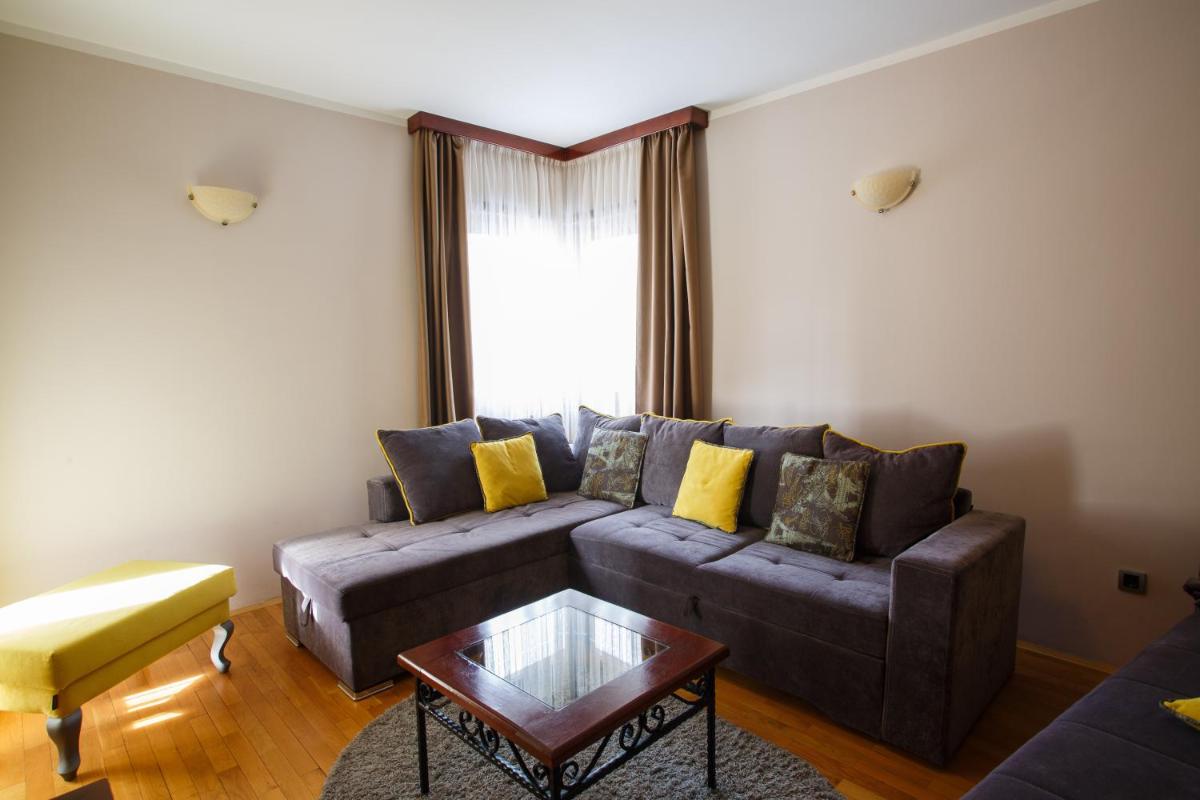 Vila Trag - Housity