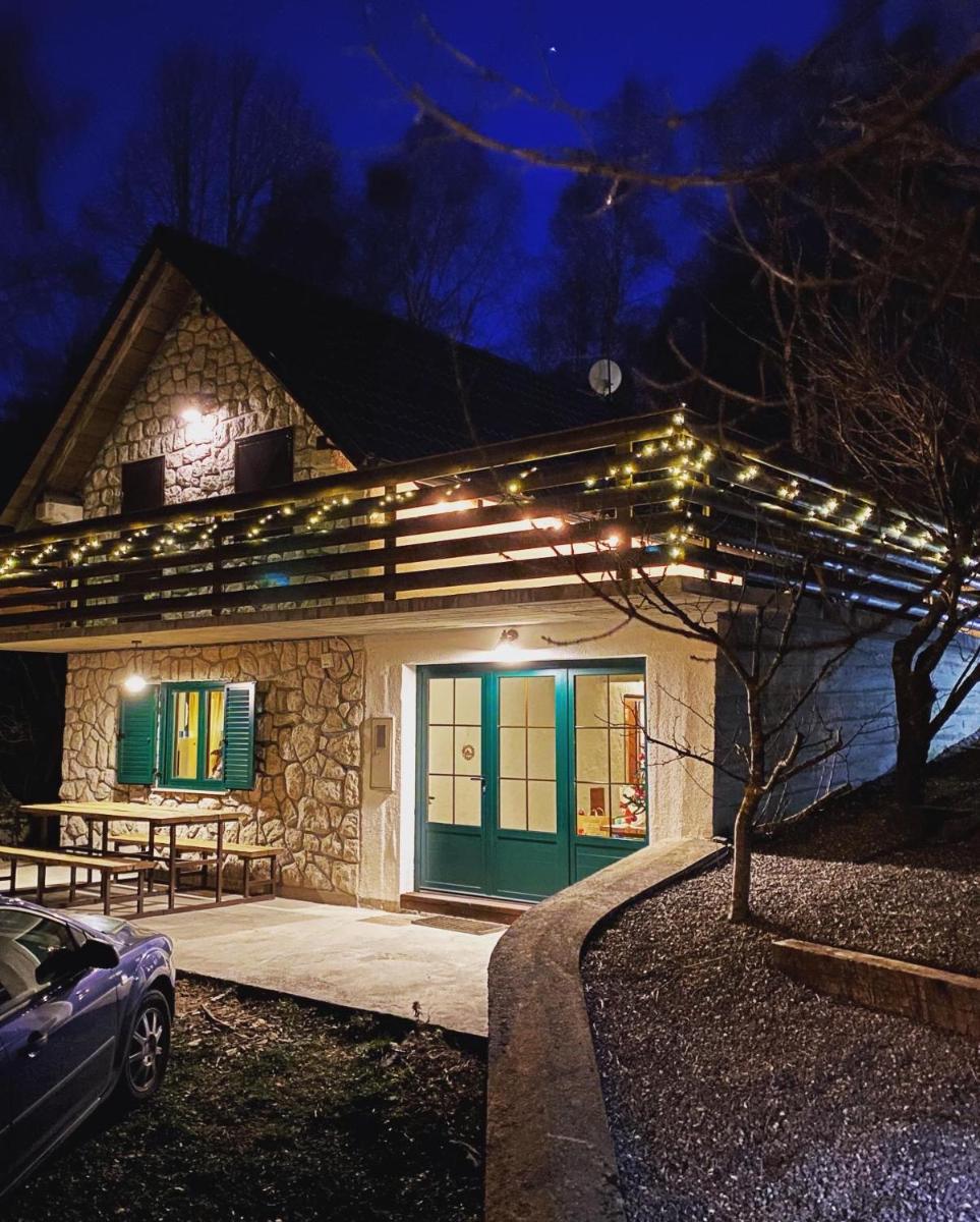 SanMari_forest - Housity