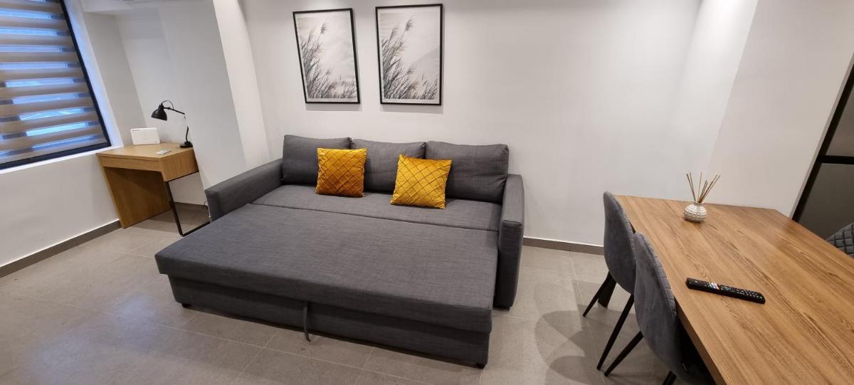 Small Meisonette Near The Metro VIPGreece - Housity