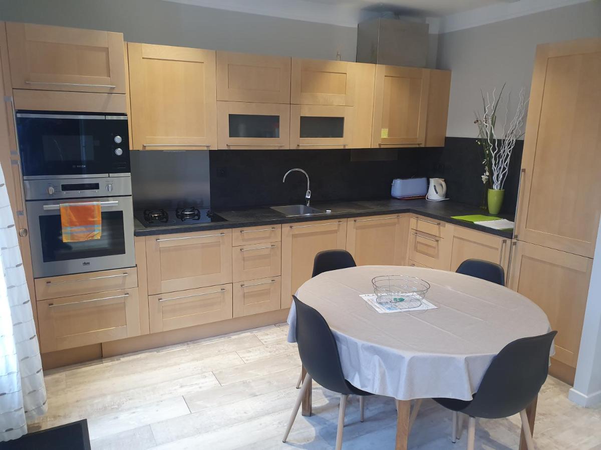 Emeraude Jacuzzi - Housity