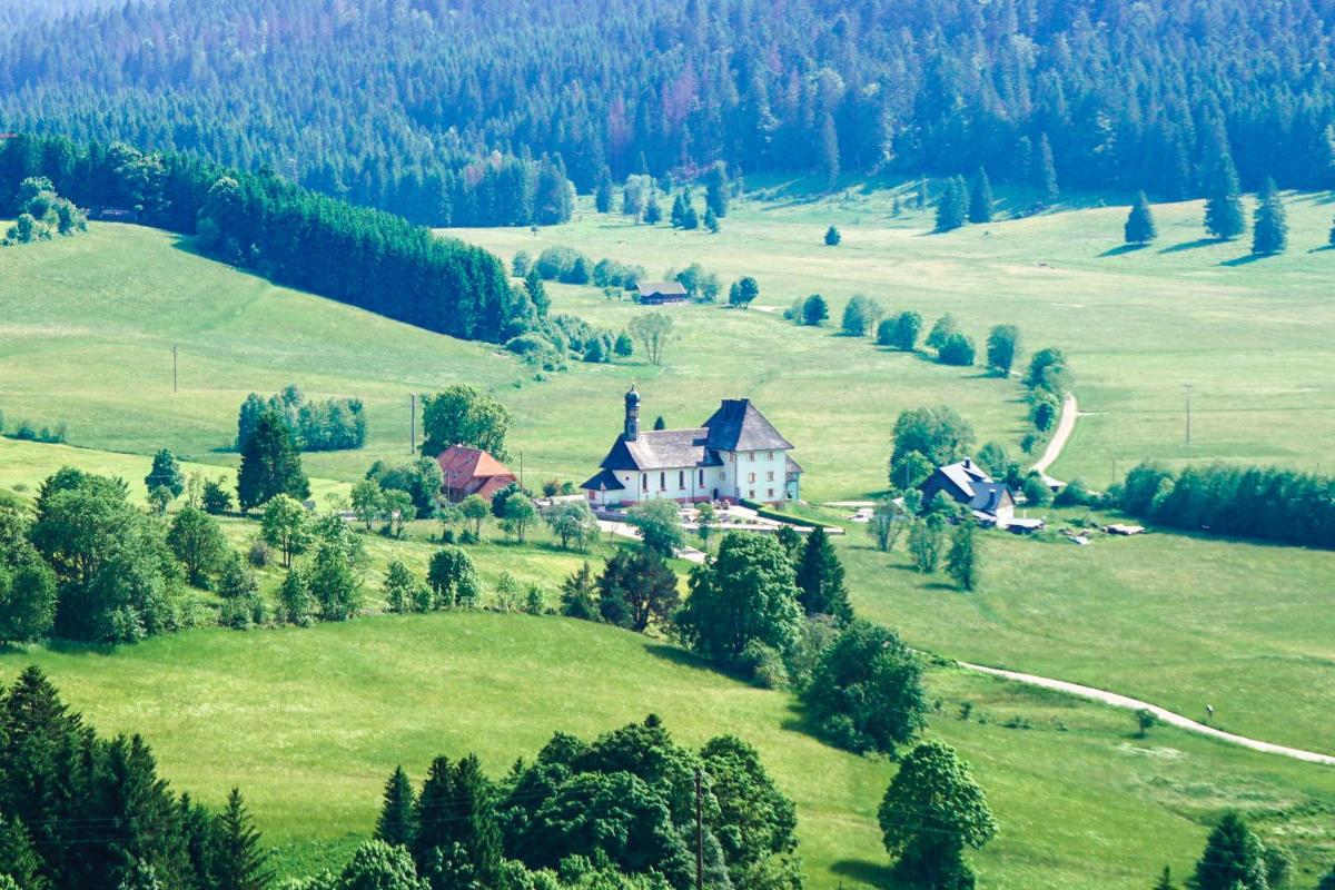 Hubertus Lodge - Housity