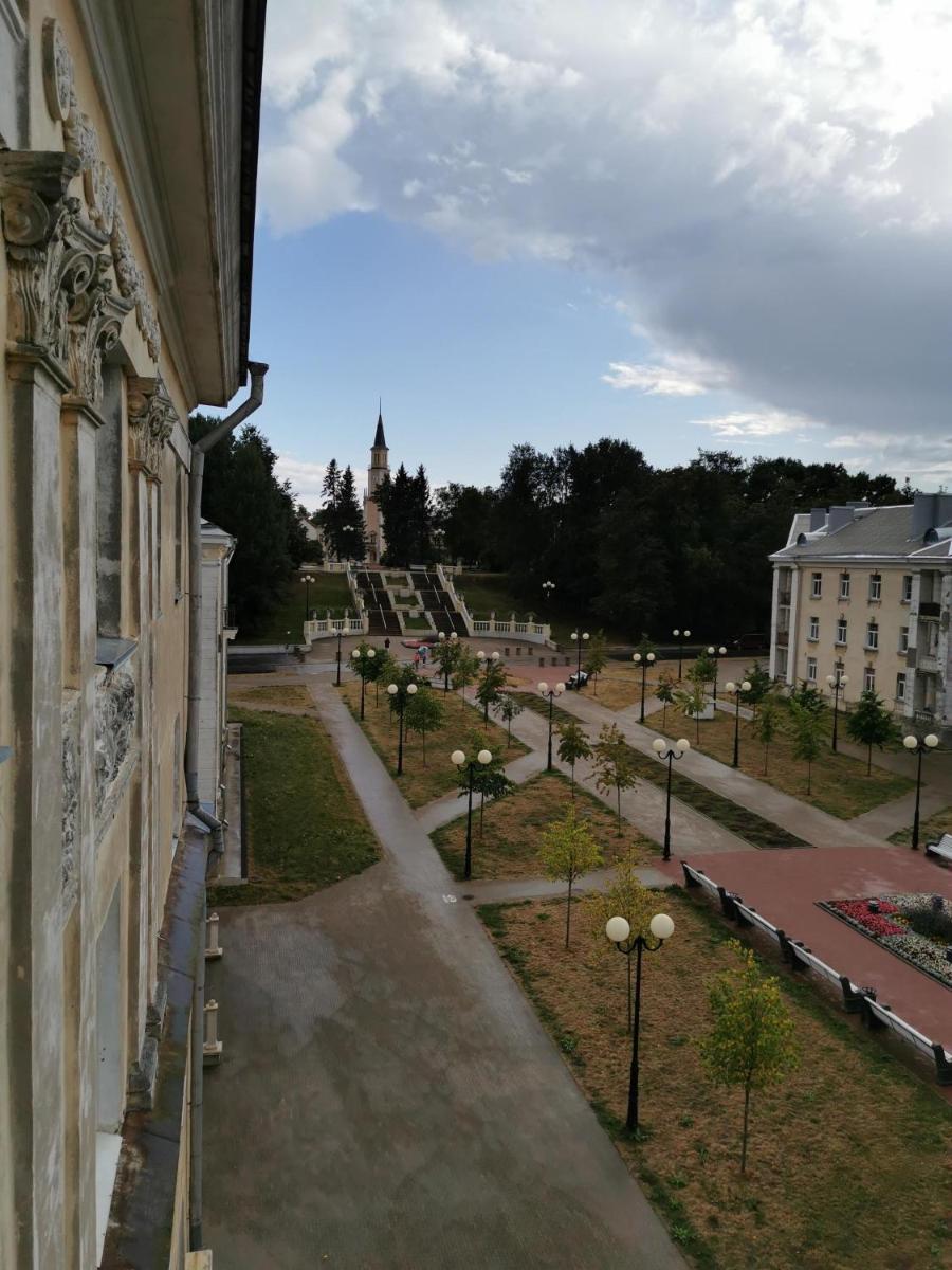 Mere 4 You - Housity