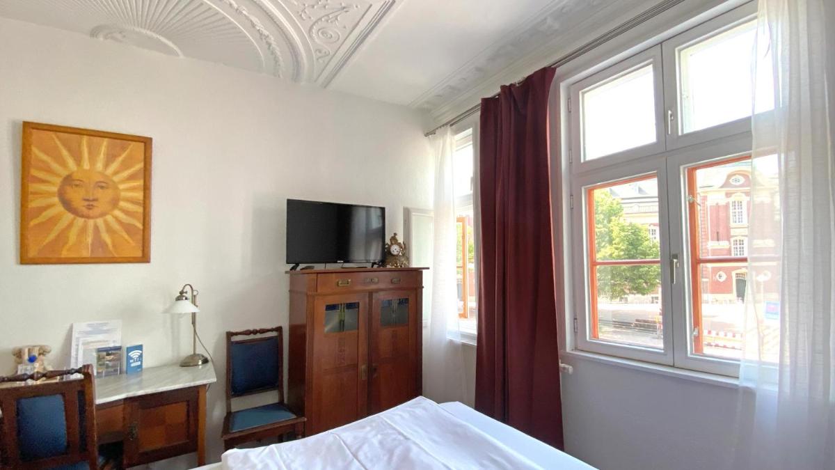 Frauenhotel Hanseatin - Women Only - Hizvo