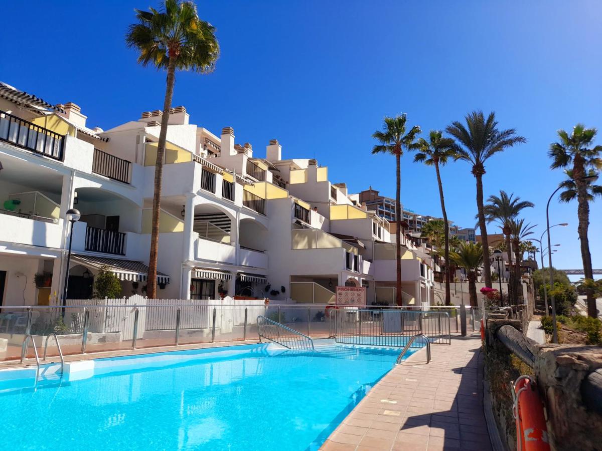 Vista Bella - Planta baja al lado de la piscina - Ground floor by the pool - Housity