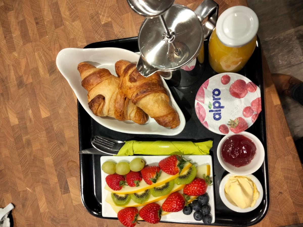 The Overlook Bed and Breakfast - Housity