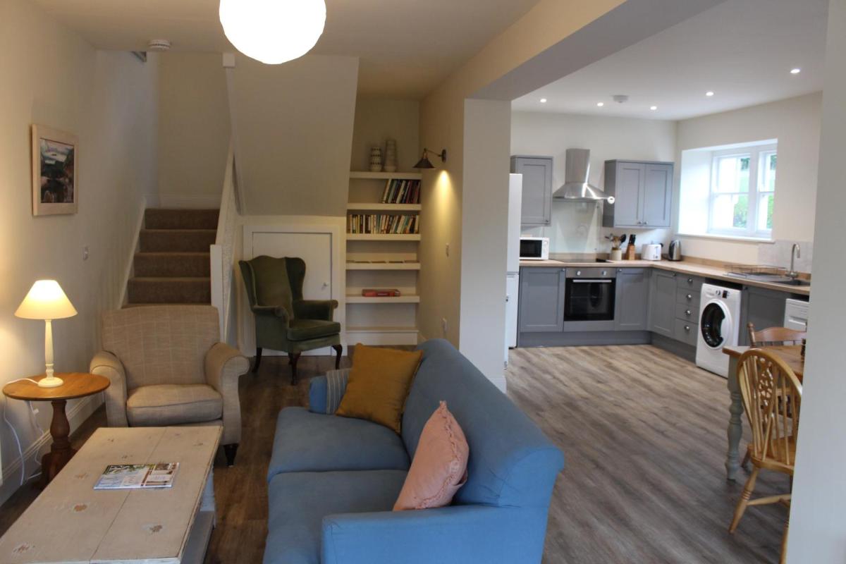 Stable Cottage at Yearle House - Housity