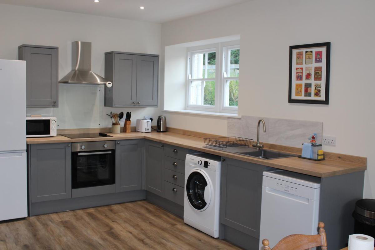 Stable Cottage at Yearle House - Housity