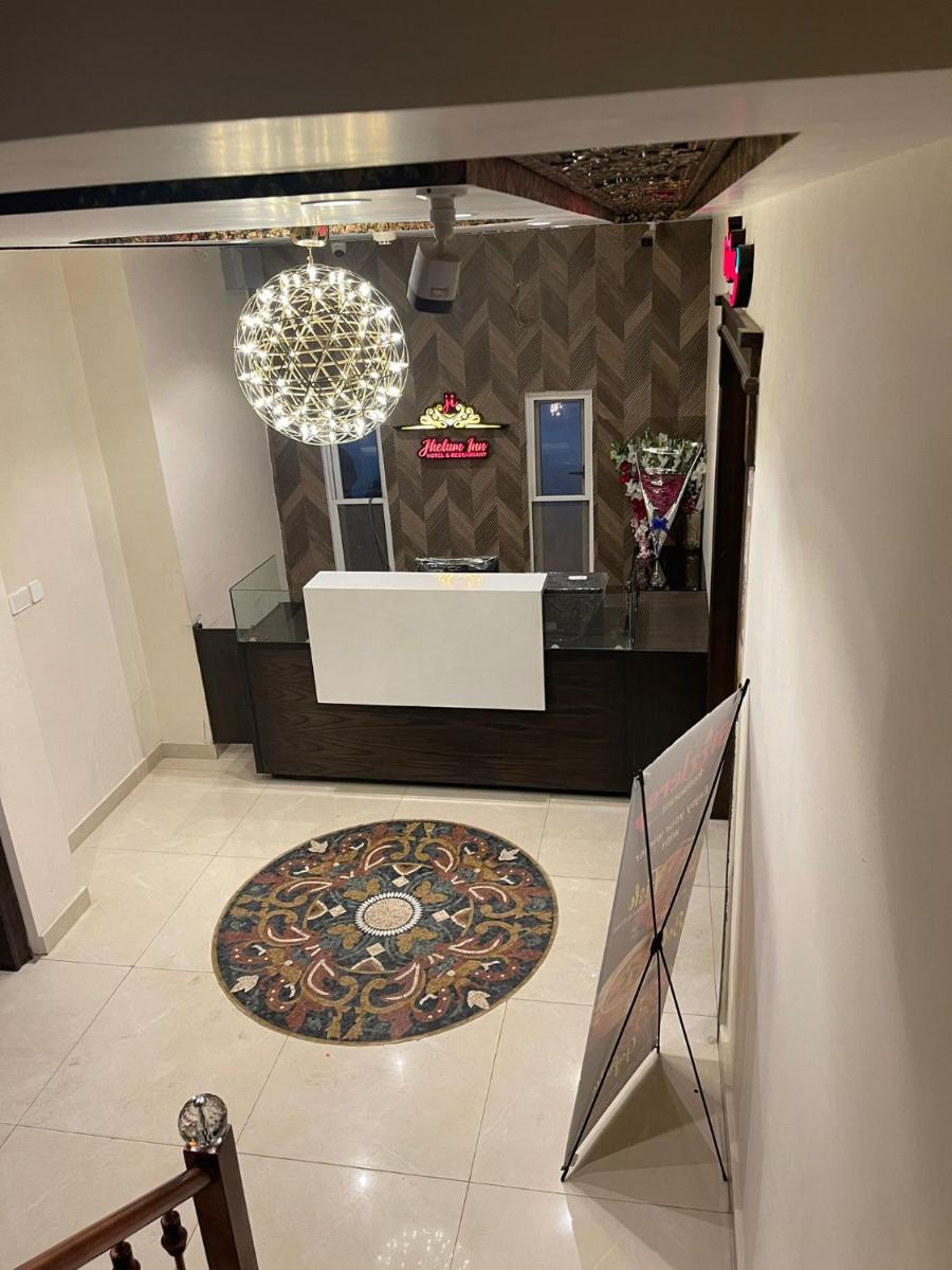 Suitetrails - Jhelum Inn Hotel