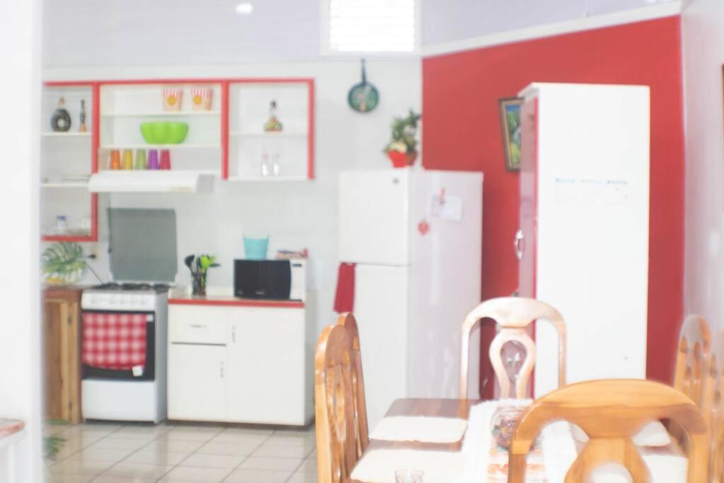 Timmy’s. House en Quepos - Housity