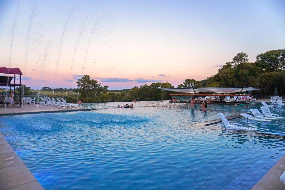Complexo Eco Cataratas Resort by SJ - Housity