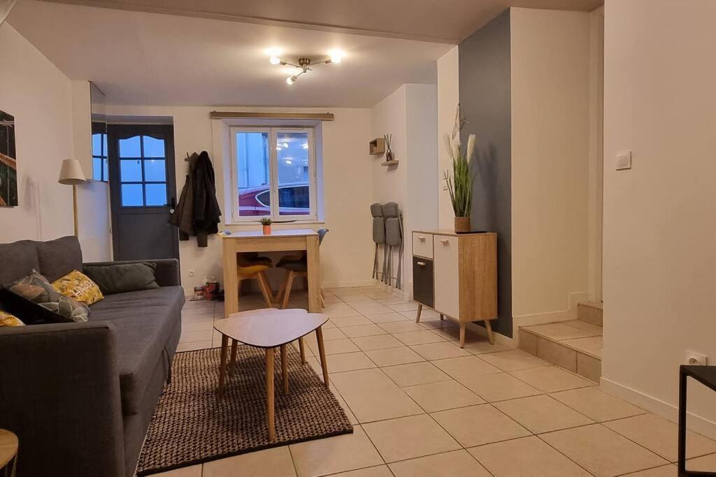Maisonnette design Le Cosy - Amazon Prime - à 3mn à pied du marché - non climatisé - - Housity